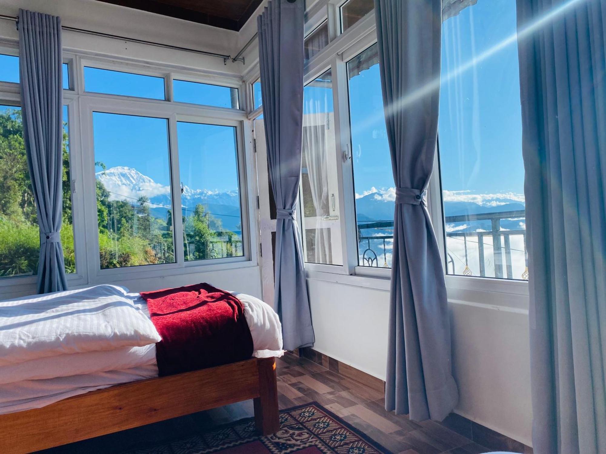Panoramic View Guest House Sarangkot 포카라 외부 사진
