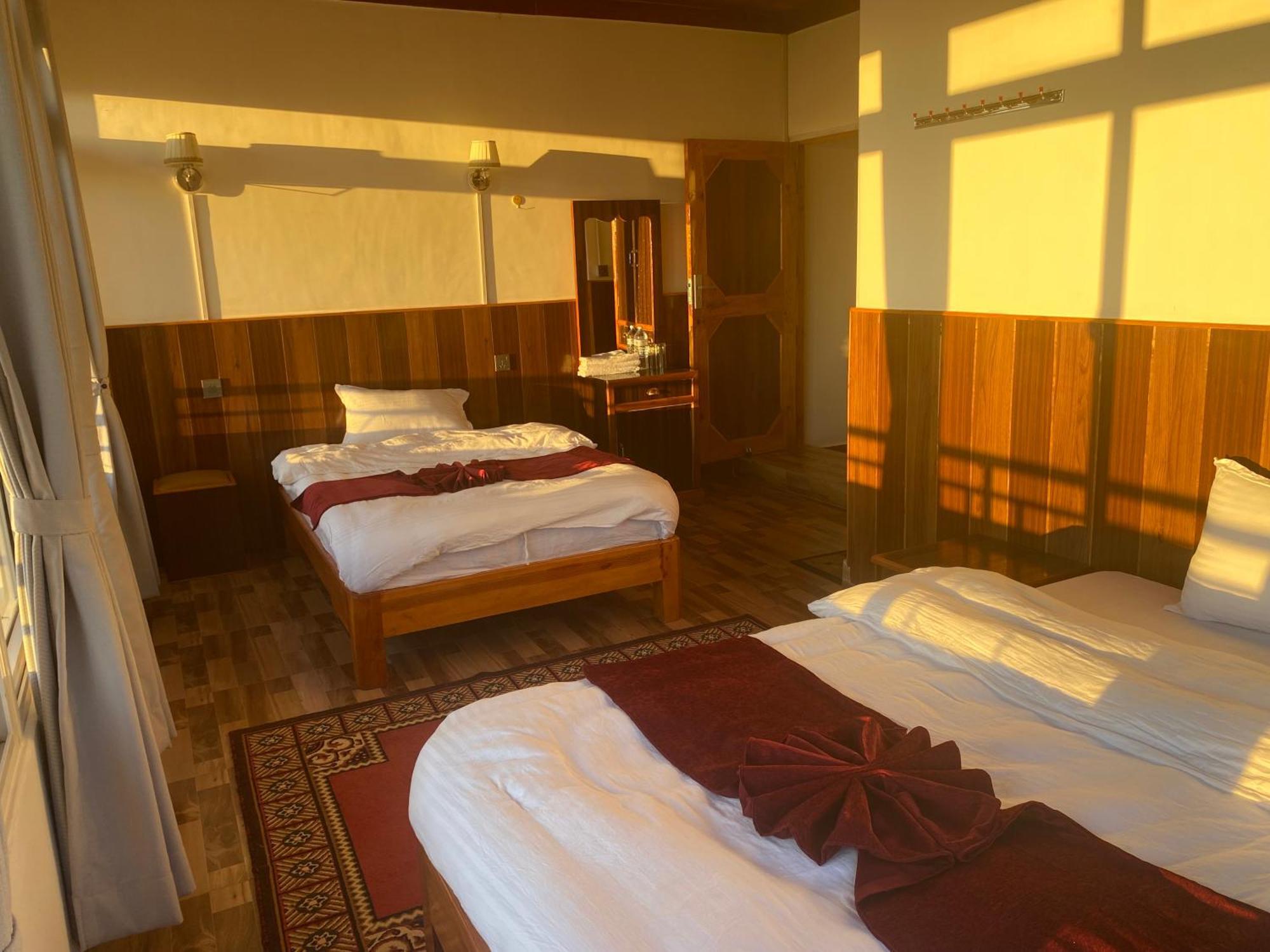 Panoramic View Guest House Sarangkot 포카라 외부 사진